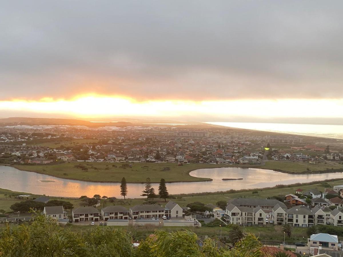 Admiralty Bed & Breakfast Bed and Breakfast Muizenberg Buitenkant foto