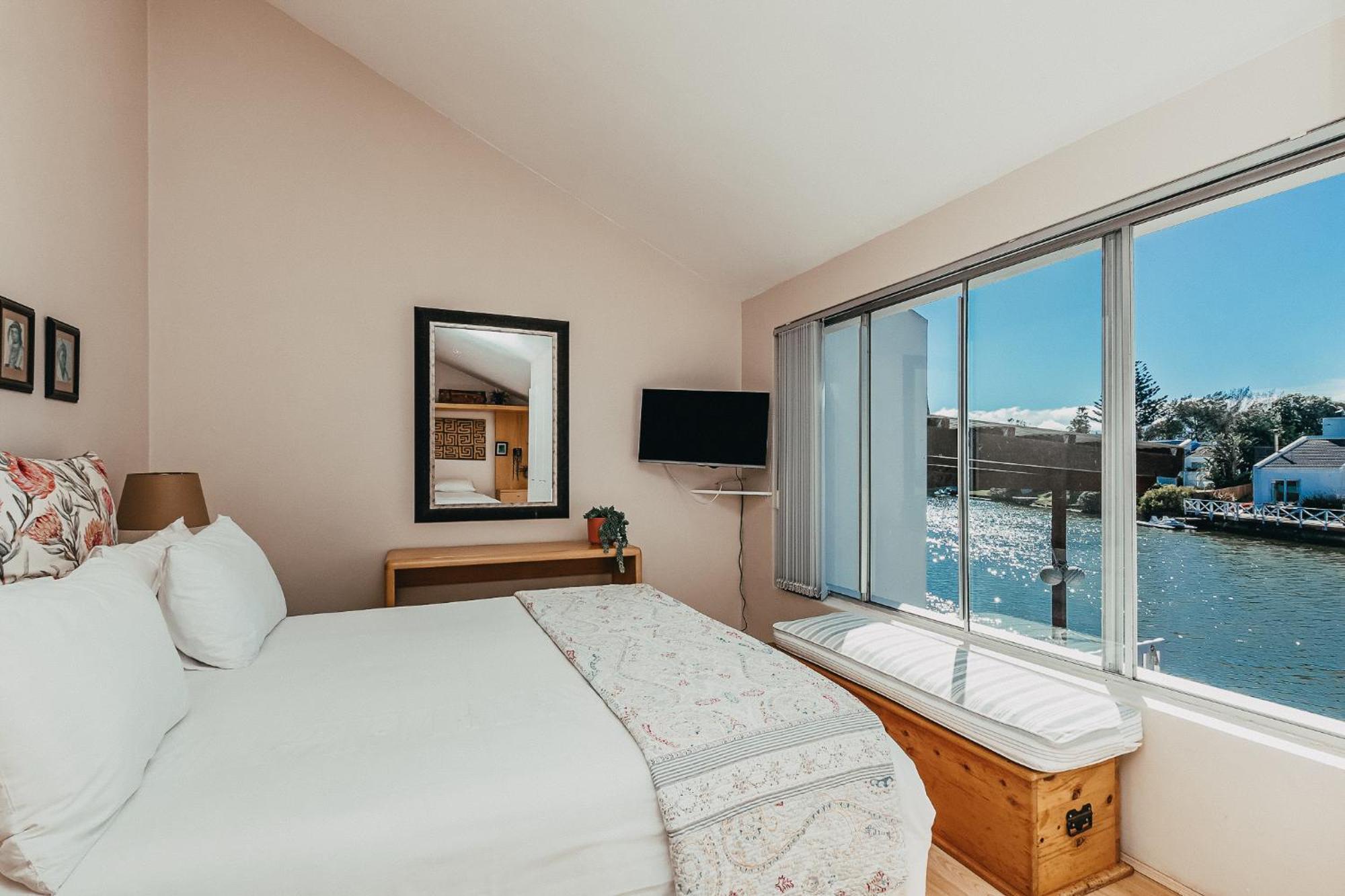 Admiralty Bed & Breakfast Muizenberg Buitenkant foto