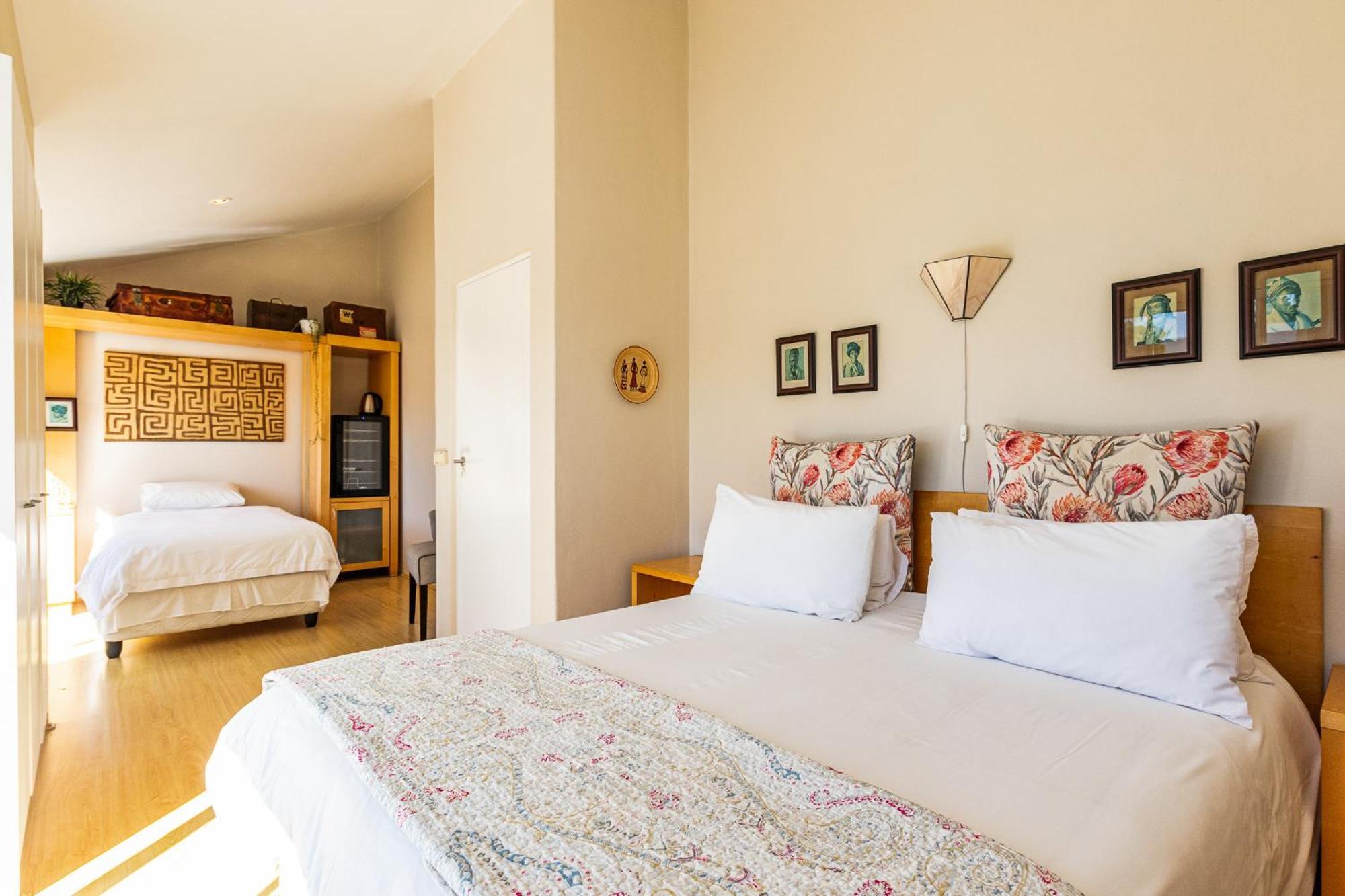 Admiralty Bed & Breakfast Muizenberg Buitenkant foto