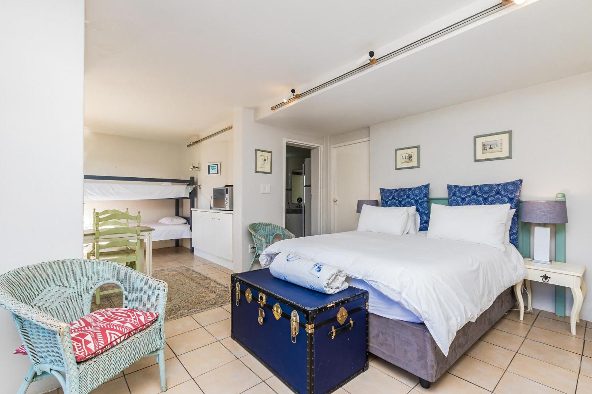 Admiralty Bed & Breakfast Muizenberg Buitenkant foto