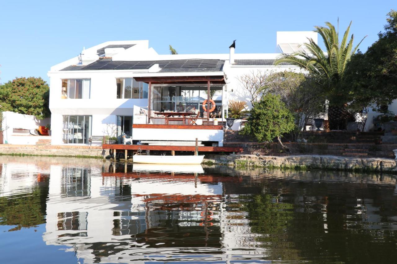 Admiralty Bed & Breakfast Bed and Breakfast Muizenberg Buitenkant foto